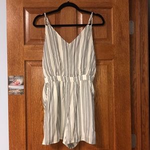 American Eagle romper